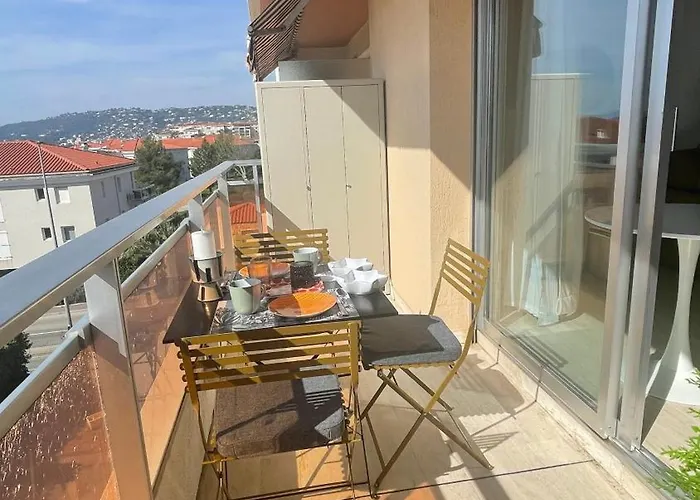 Vue - Terrasse - Parking - Apartman