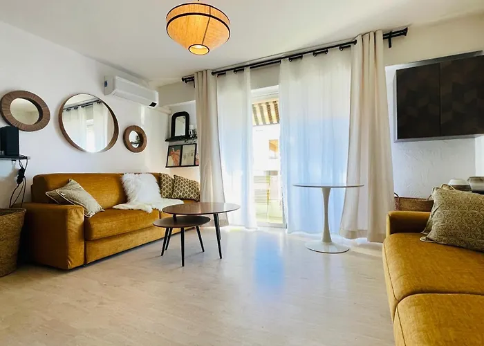 Vue - Terrasse - Parking - Apartman